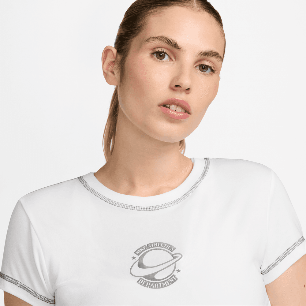 Wmns Nike Sportswear Chill Knit Slim Tee
