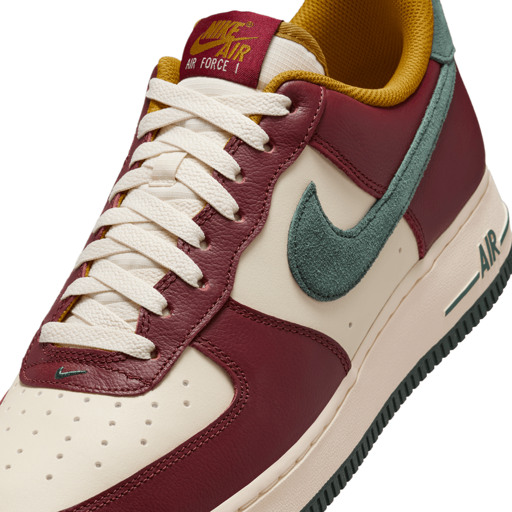 Nike Air Force 1 '07 LV8