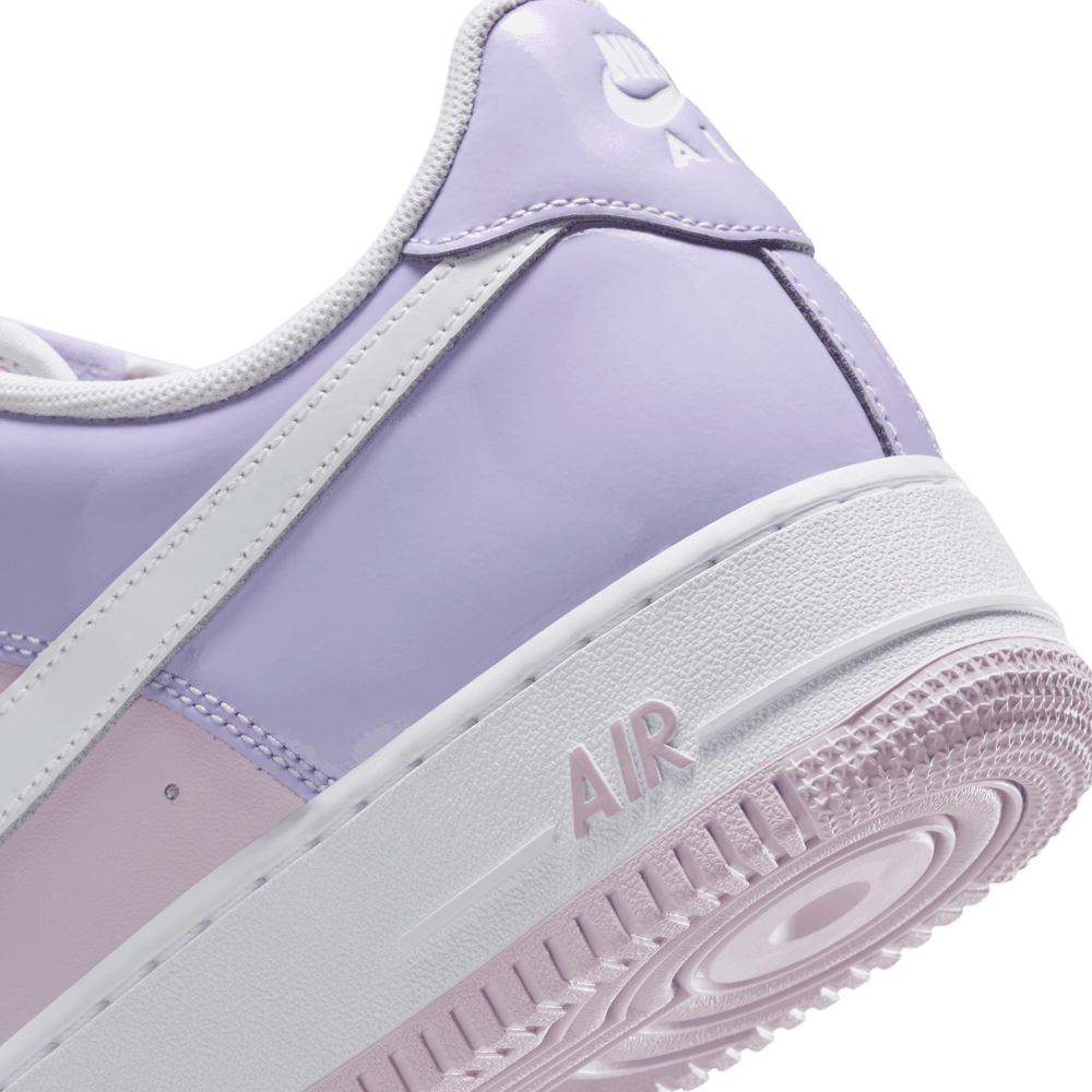 Nike Air Force 1 '07 LV8