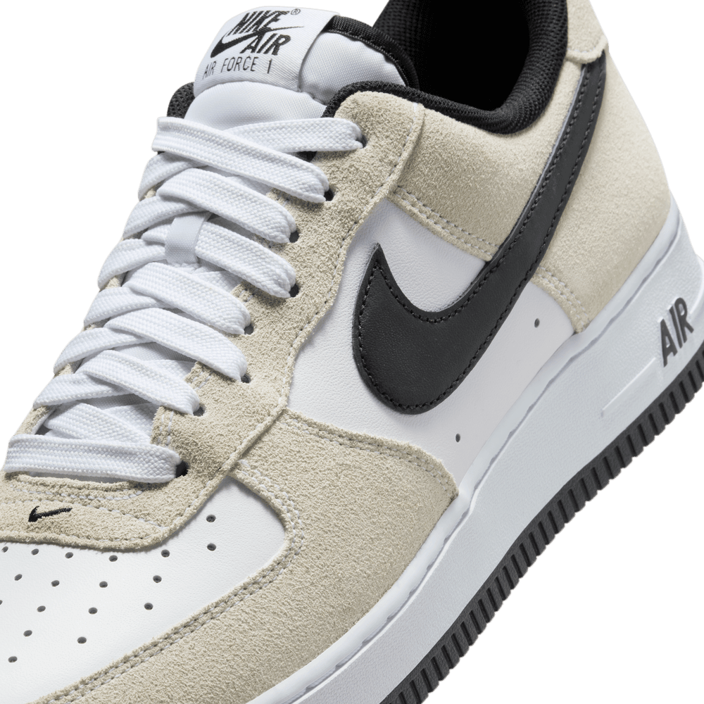 Nike Air Force 1 '07 LV8