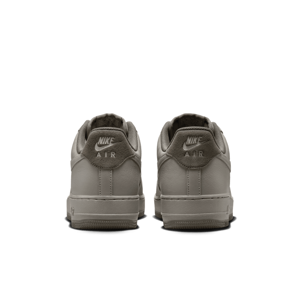 Nike Air Force 1 '07 LV8