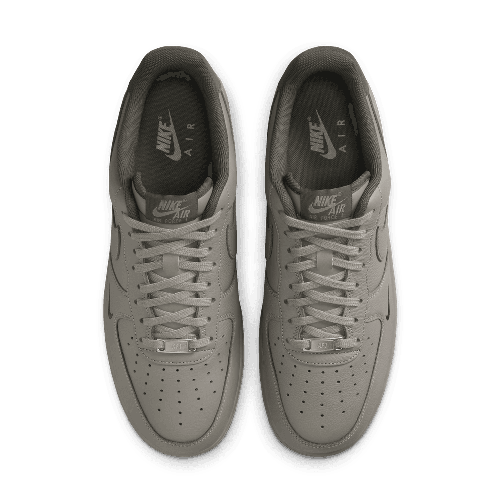 Nike Air Force 1 '07 LV8
