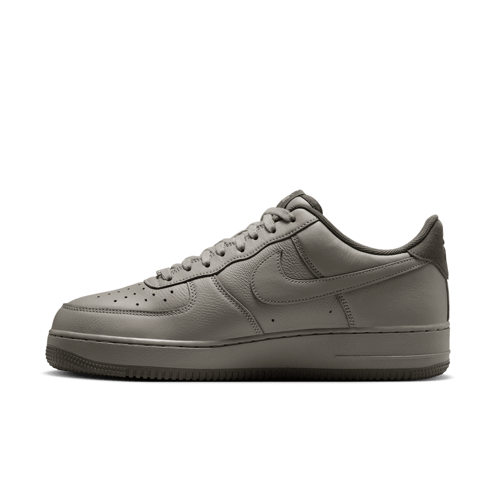 Nike Air Force 1 '07 LV8