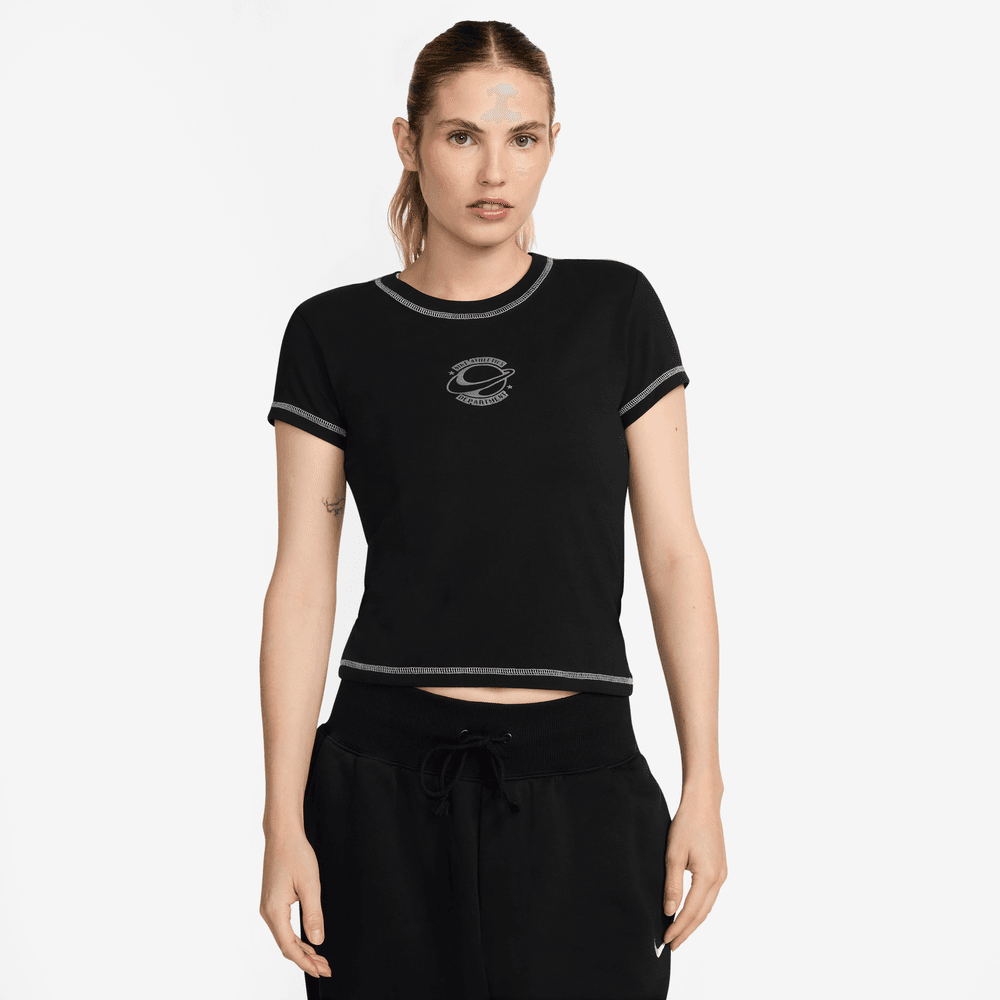 Wmns Nike Sportswear Chill Knit Slim Tee 