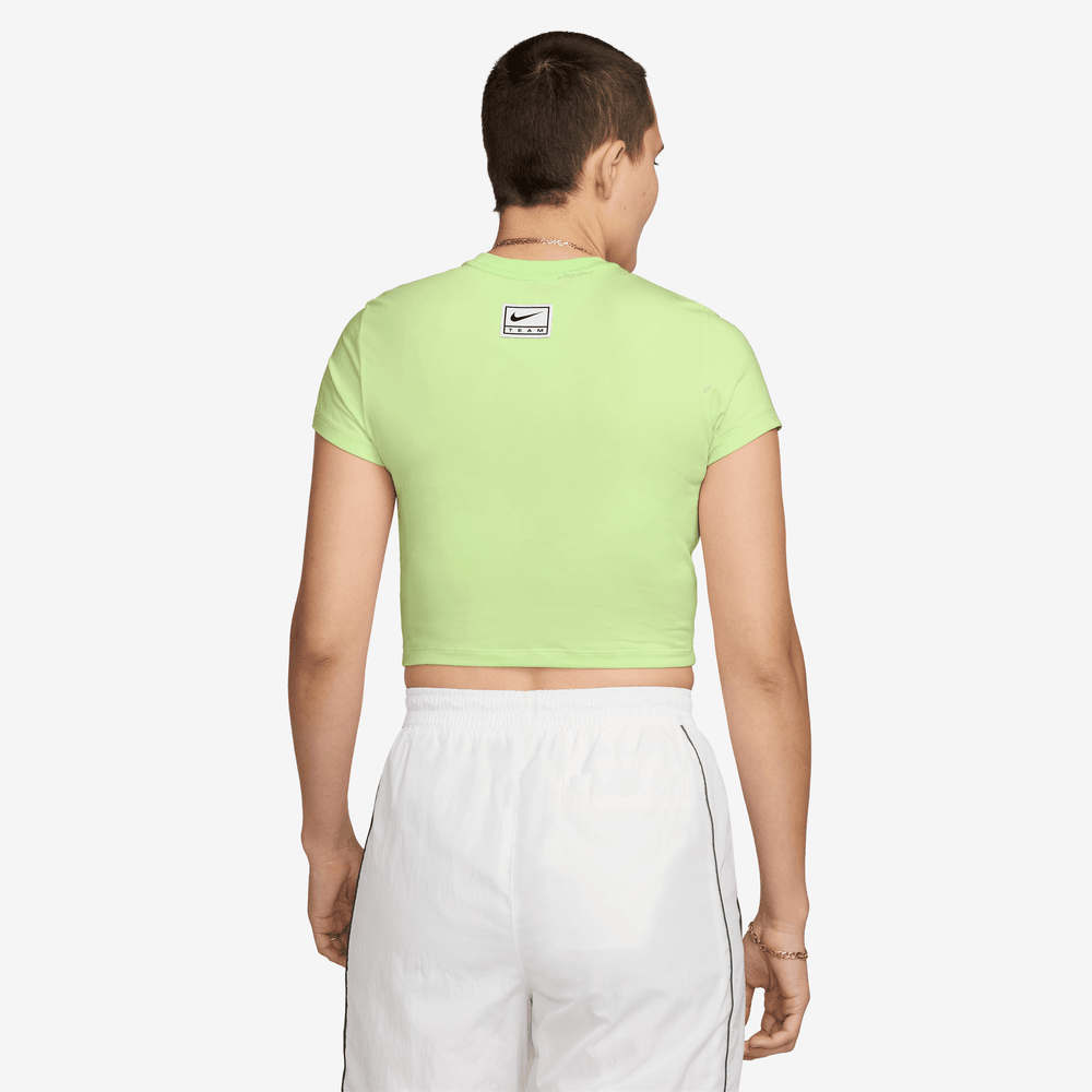 Wmns Nike Sportswear Slim Cropped Tee