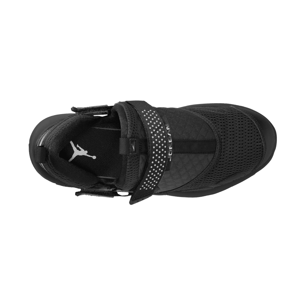 Wmns Air Jordan Trunner LX 