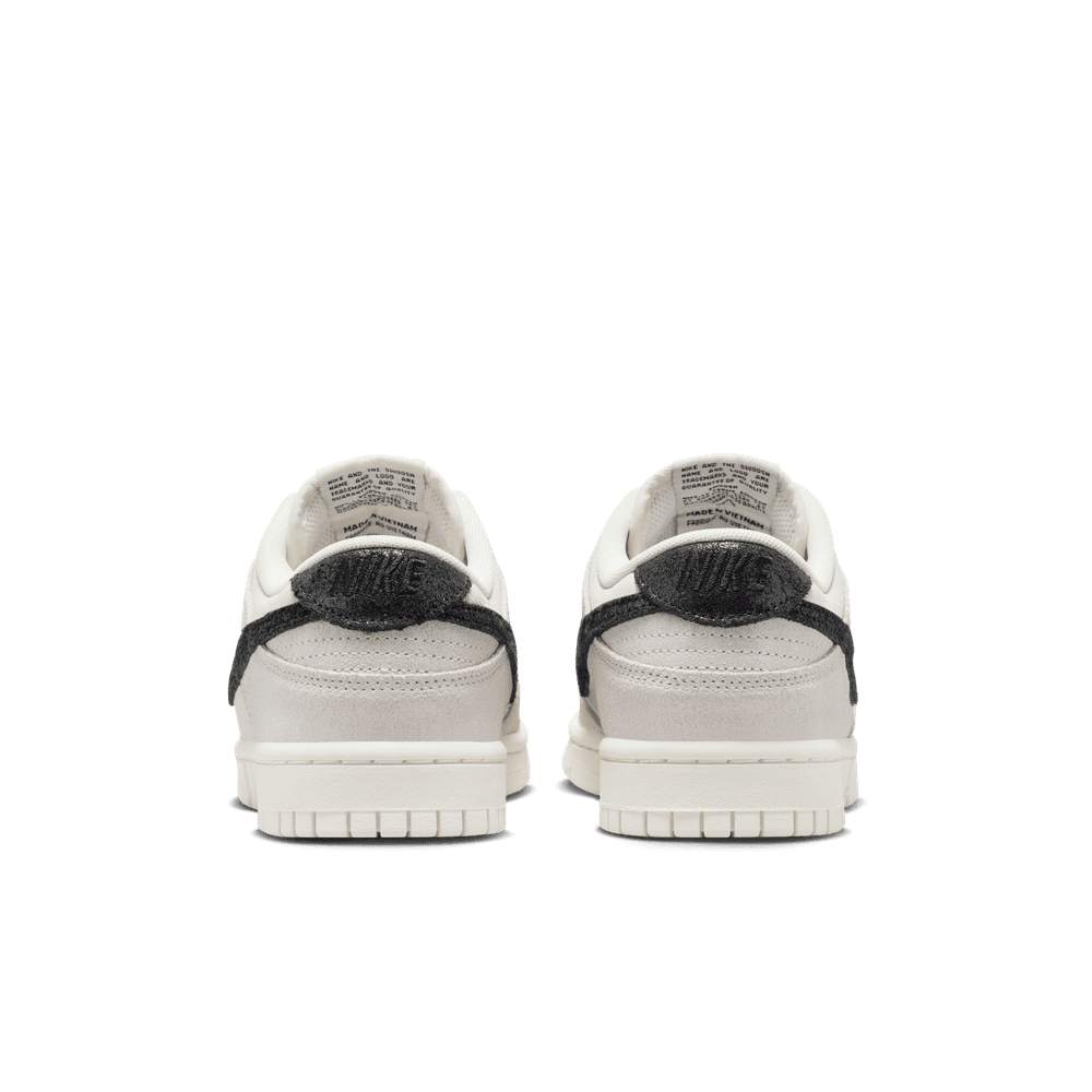 Wmns Nike Dunk Low SE