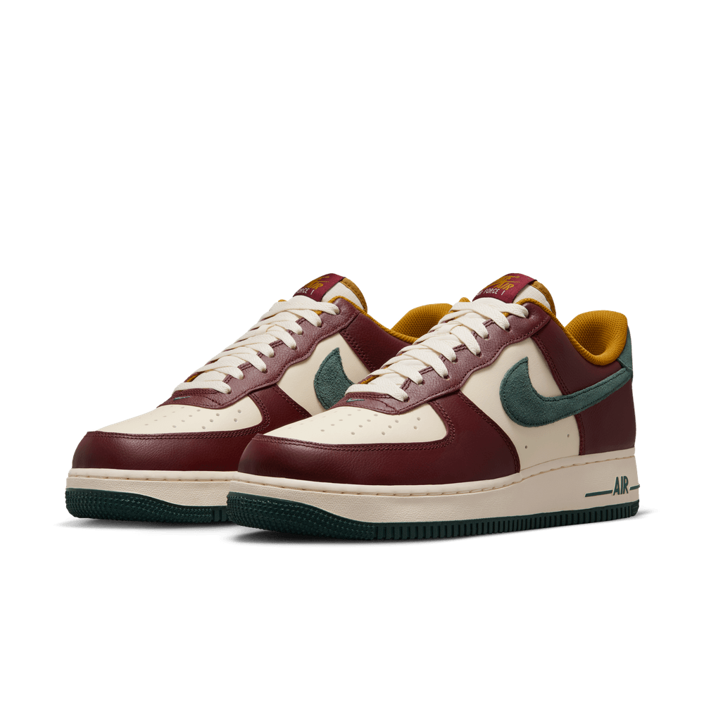 Nike Air Force 1 '07 LV8