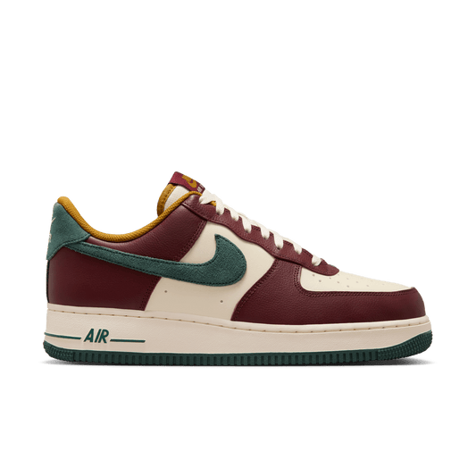 Nike Air Force 1 '07 LV8