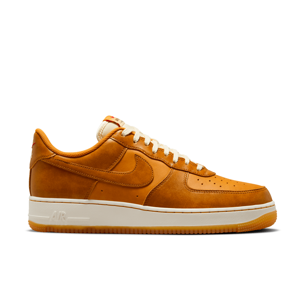 Nike Air Force 1 '07 LV8