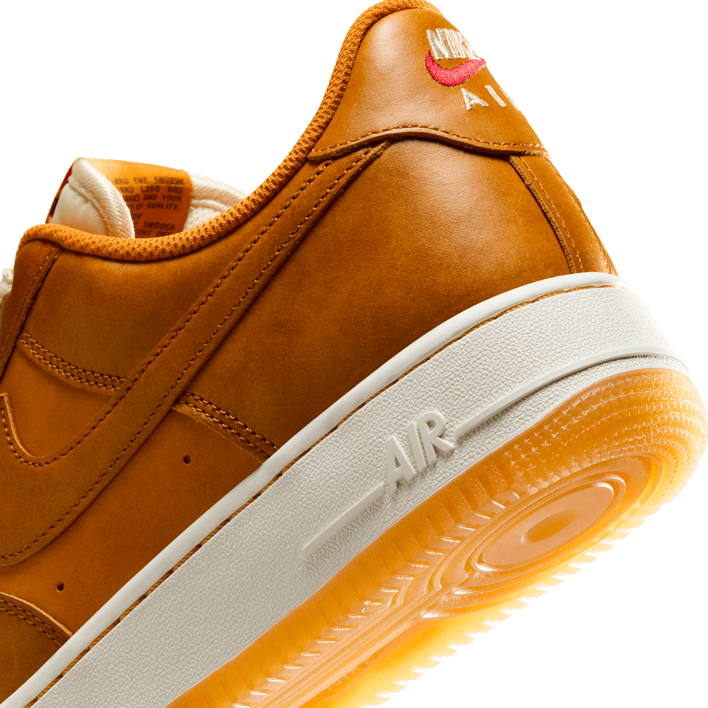 Nike Air Force 1 '07 LV8