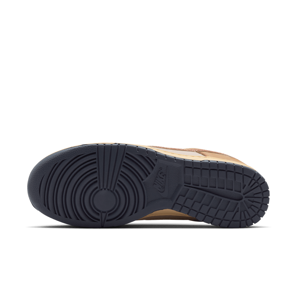 Nike Dunk Low Retro SE