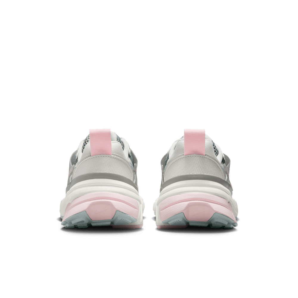 Wmns Nike V2K Run