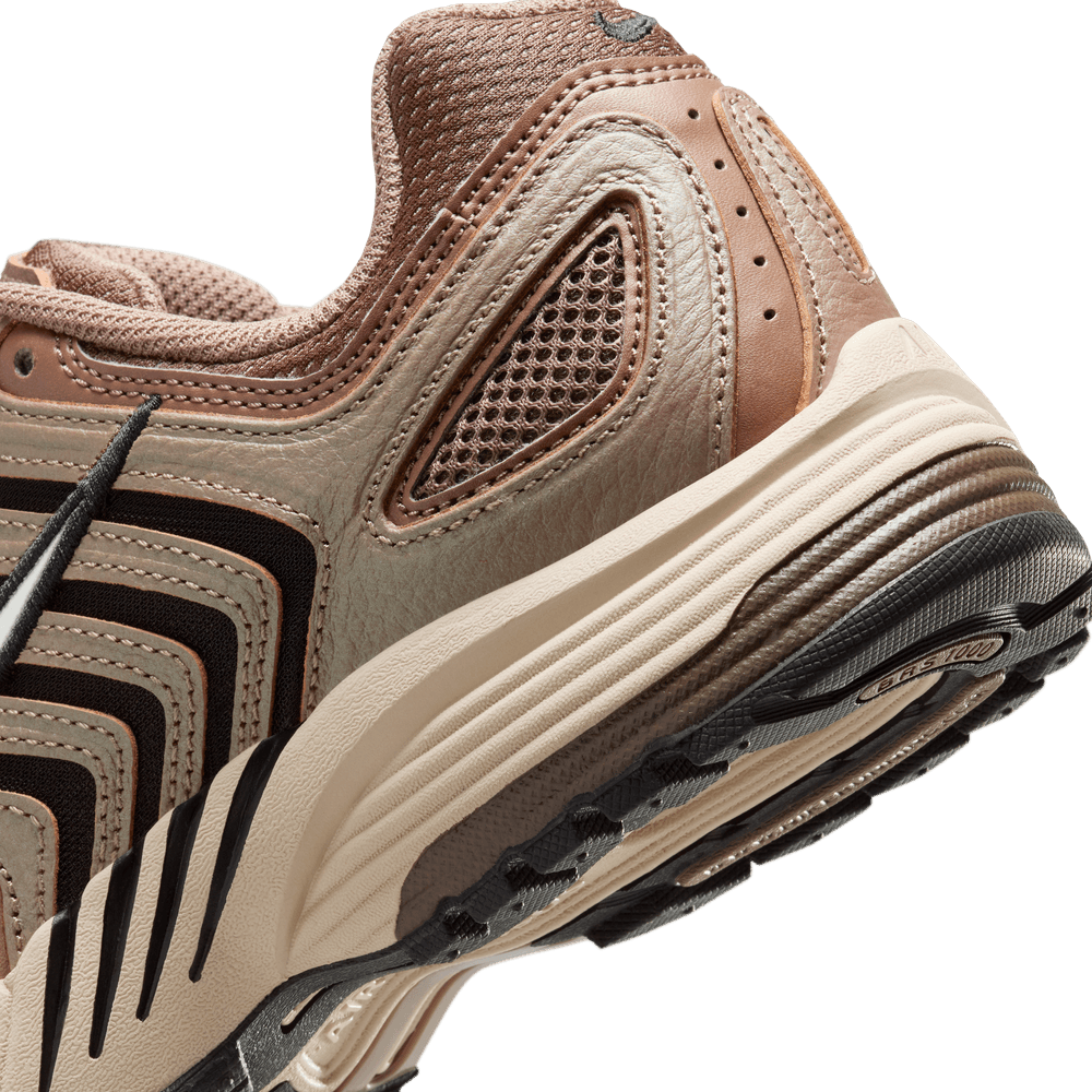 Wmns Nike Air Pegasus 2005 C.O.R.