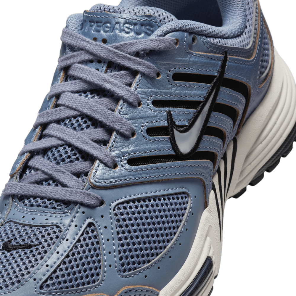 Wmns Nike Air Pegasus 2005