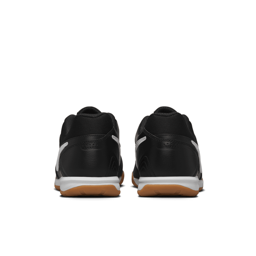 Nike Gato