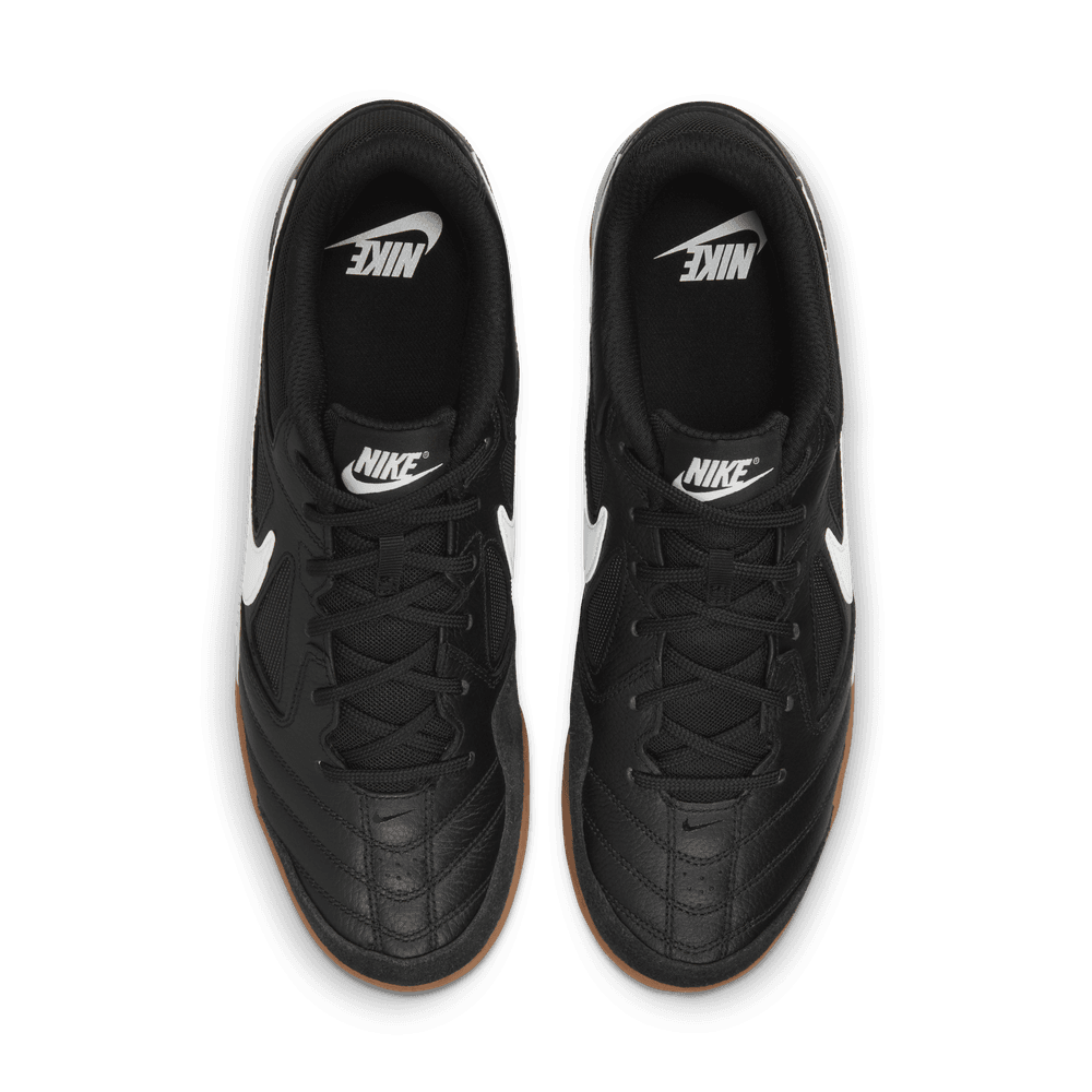 Nike Gato