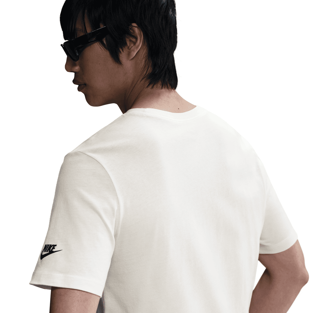 Nike Sportswear Tee