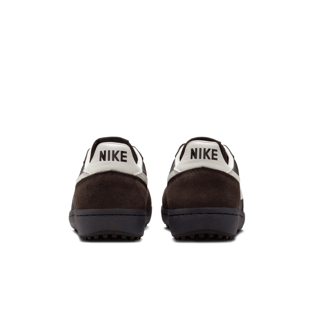 Wmns Nike Field General