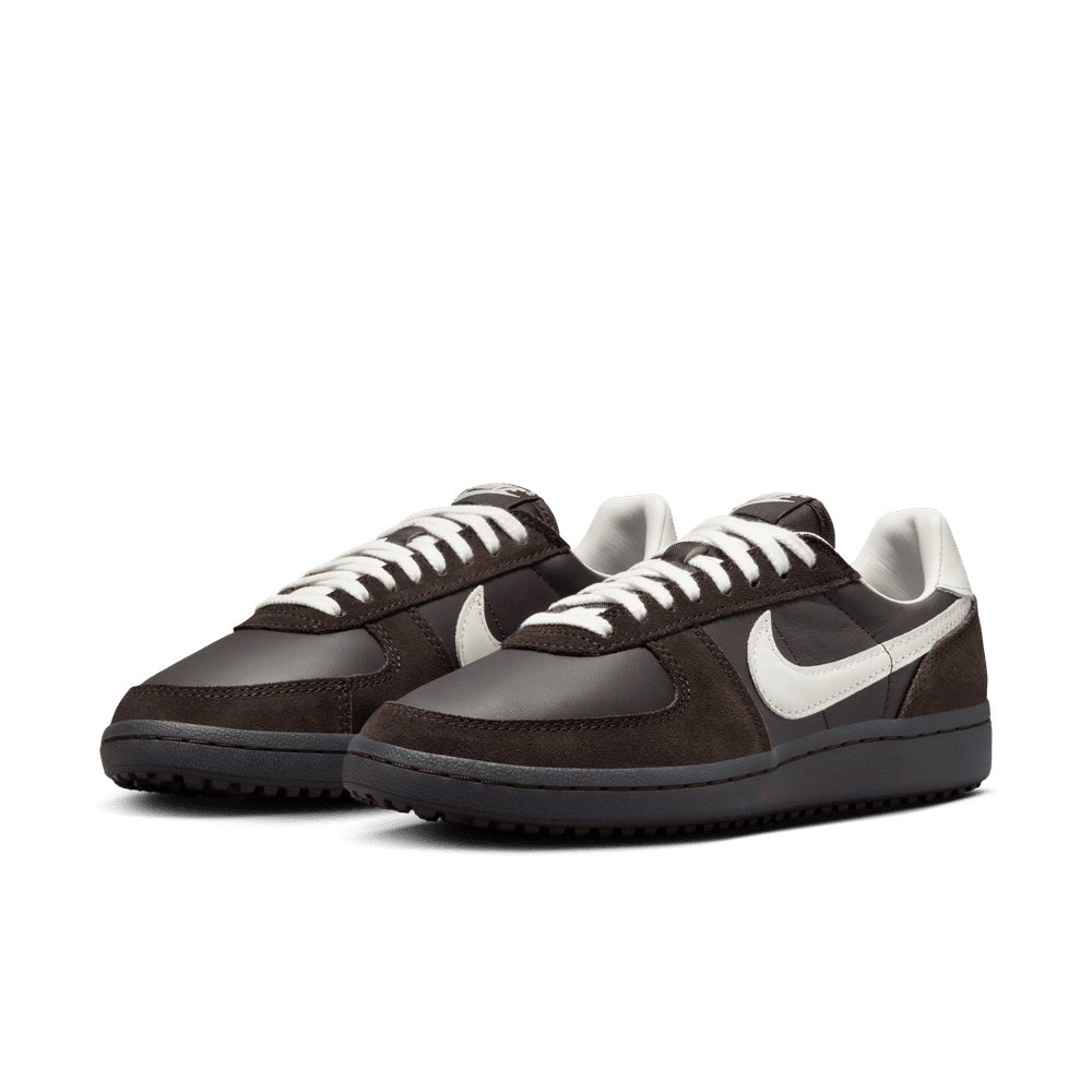 Wmns Nike Field General