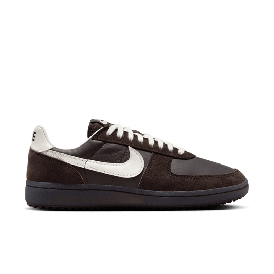 Wmns Nike Field General