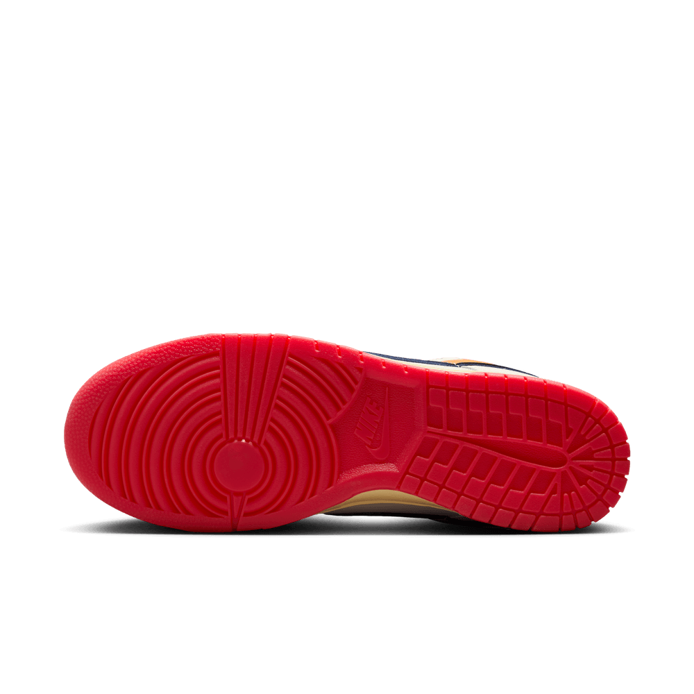 Nike Dunk Low Retro SE