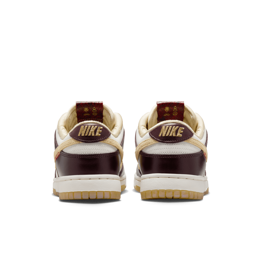 Wmns Nike Dunk Low LX