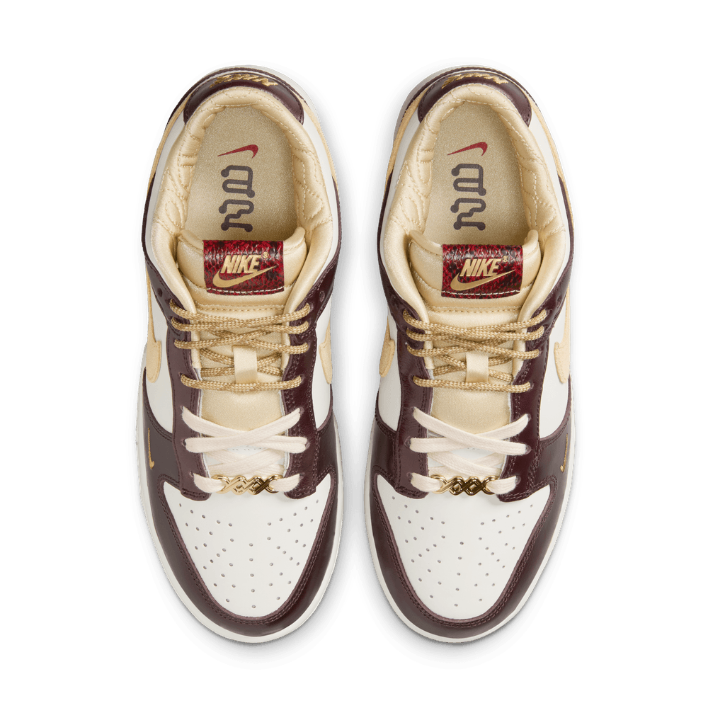 Wmns Nike Dunk Low LX