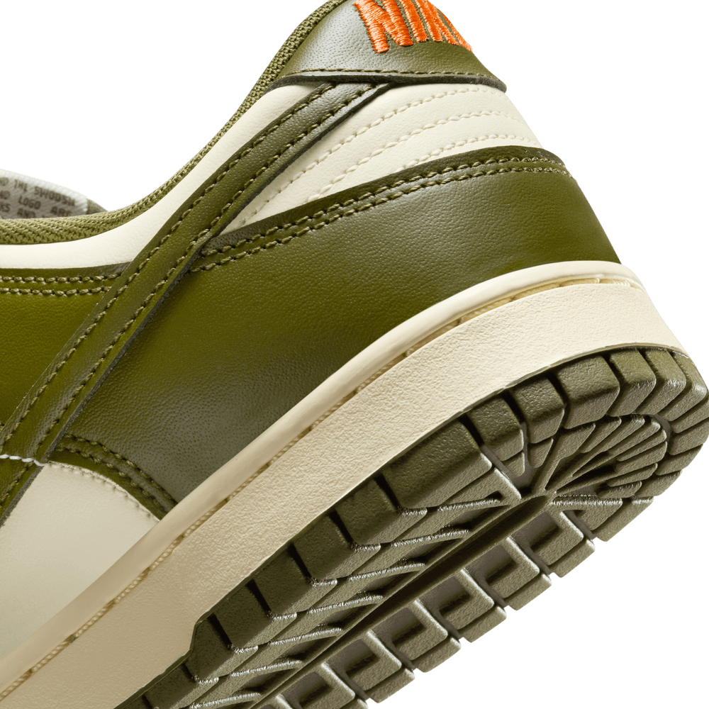 Nike Dunk Low Retro