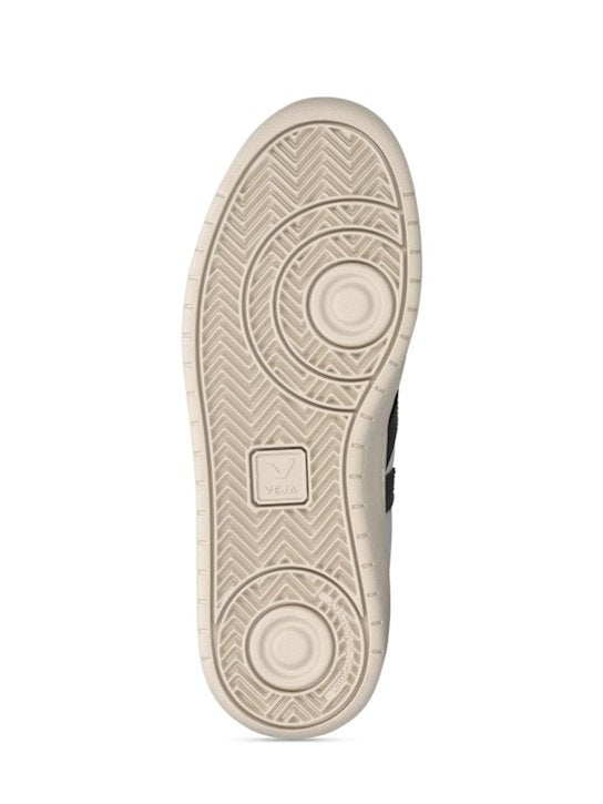 Veja V-10 Chromefree